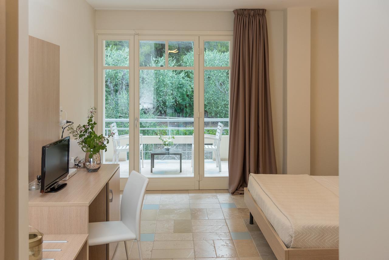 ماتيناتا Baia Dei Mergoli Hotel المظهر الخارجي الصورة